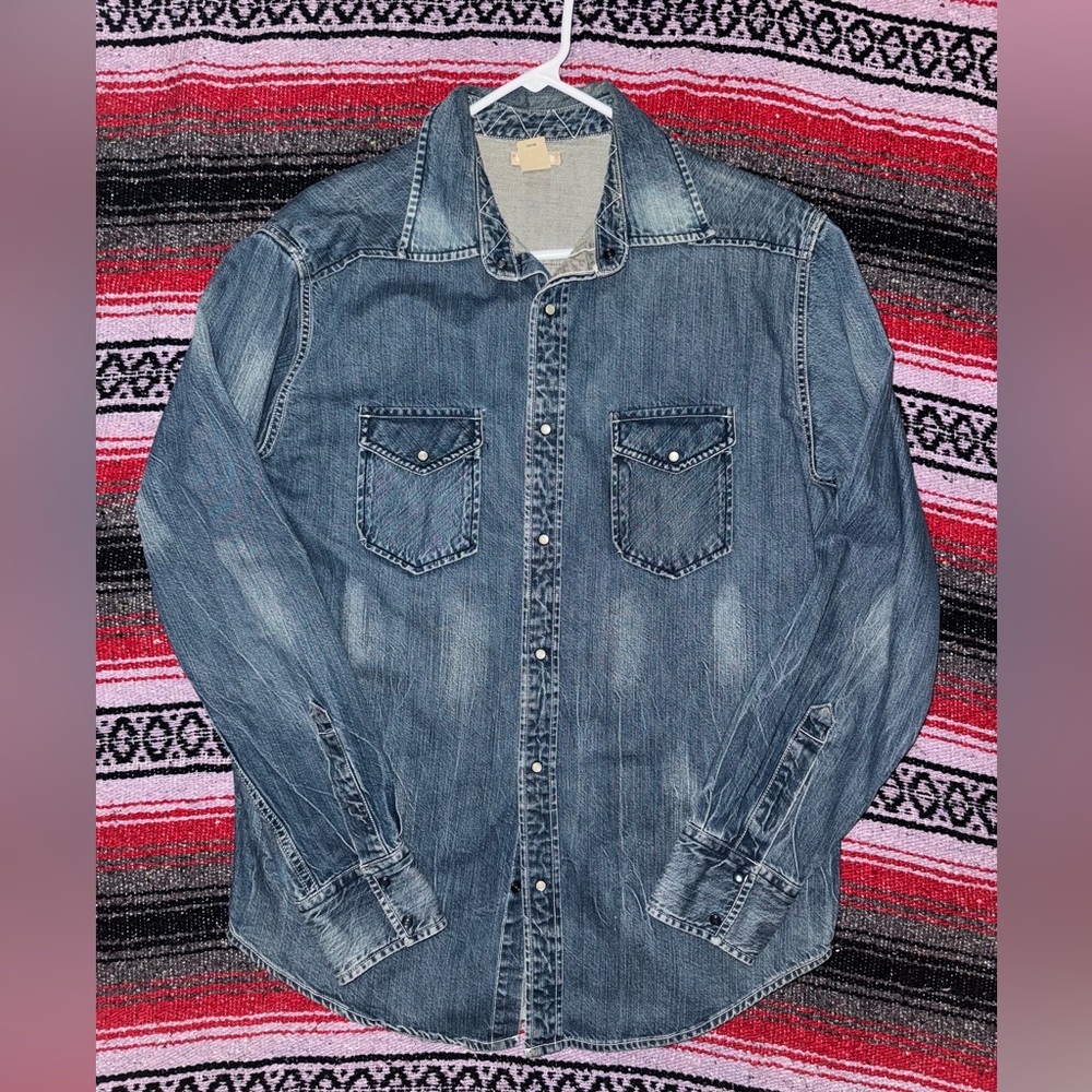 Arizona Jean Company Blue Denim Pearl Snap Top